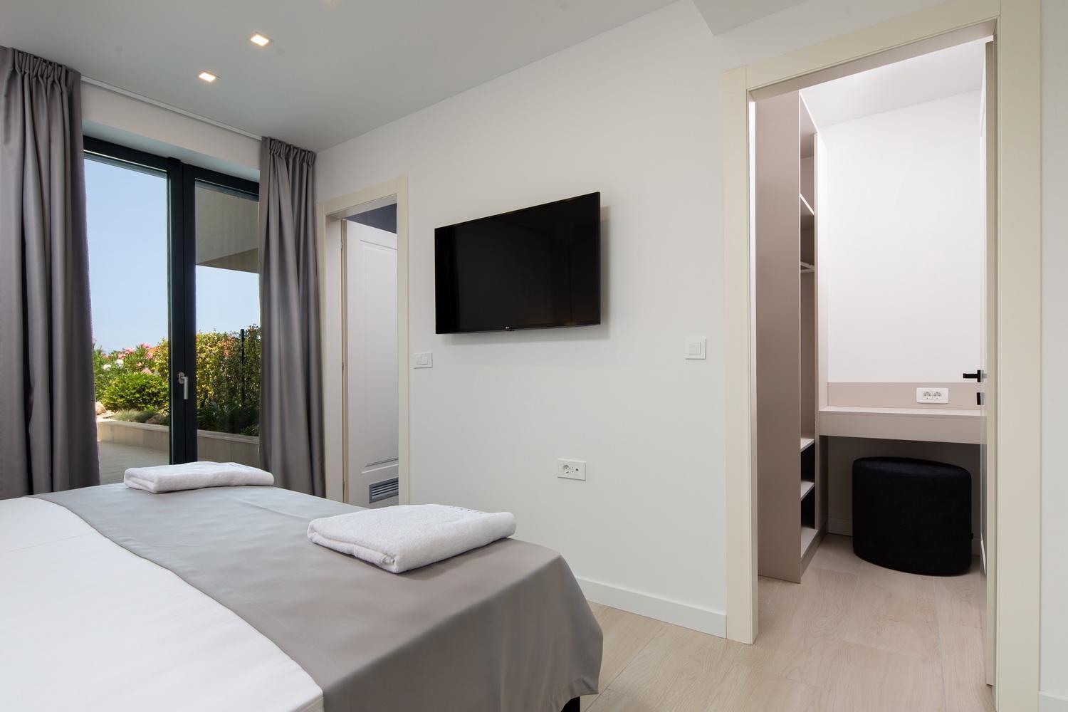 Hadrie Luxury Resort And Villas Azimut Malinska Exterior photo